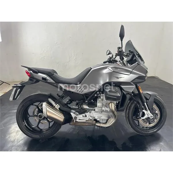 Moto Guzzi V100 Mandello – Vista 4