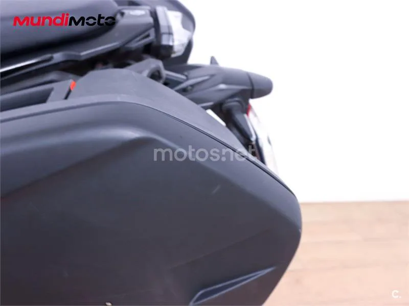 Yamaha Tracer 7 - Vista 19