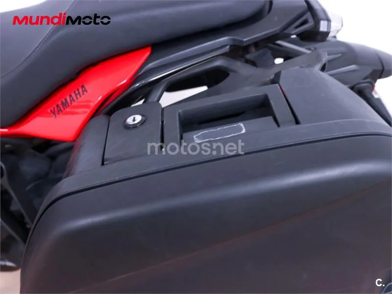 Yamaha Tracer 7 - Vista 20