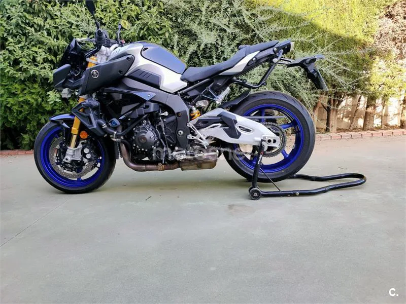 Yamaha MT-10 - Vista 5
