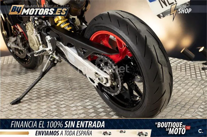 Ducati Hypermotard 698 Mono – Vista 18