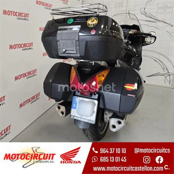 Honda ST1300 Pan-European - Vista 13