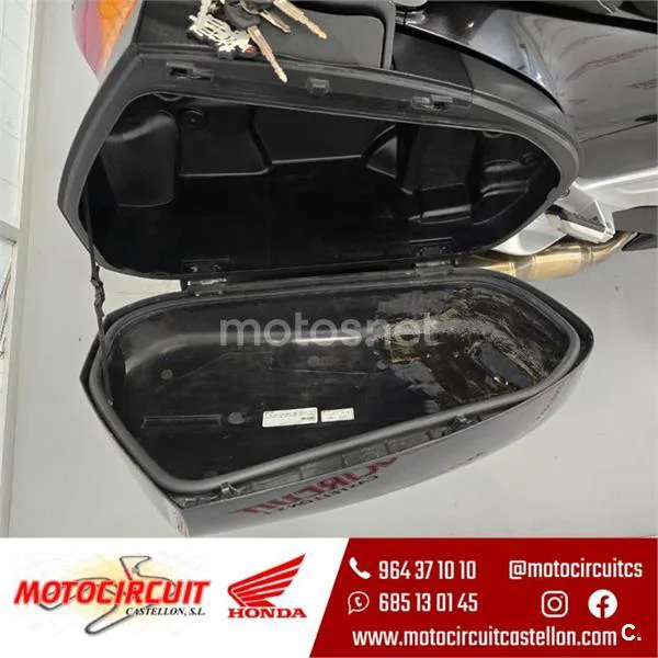 Honda ST1300 Pan-European - Vista 16
