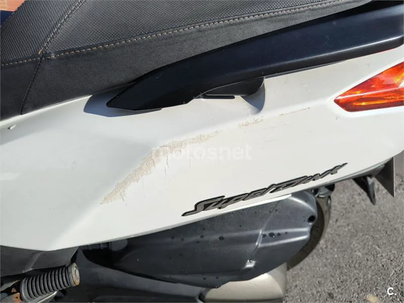 Kymco Super Dink 300 - Vista 8