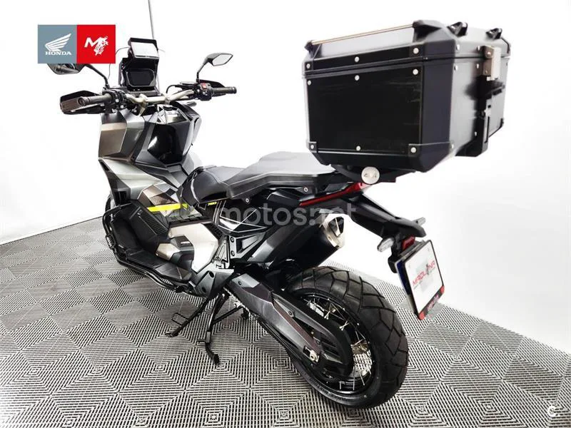 Honda X-ADV - Vista 21