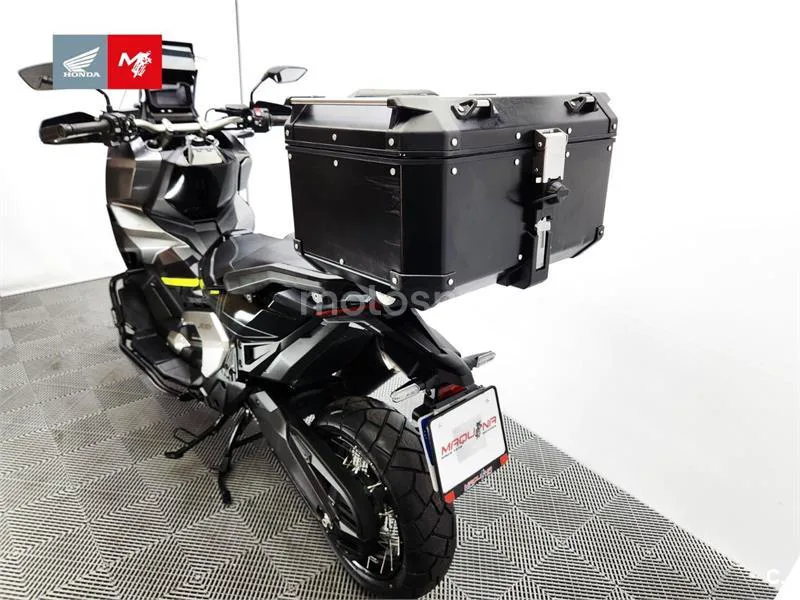 Honda X-ADV - Vista 23