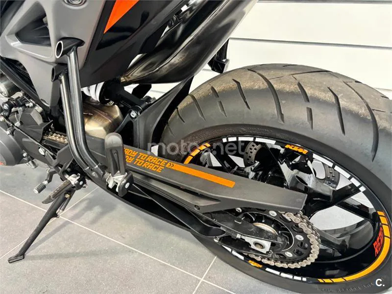 KTM 790 – Vista 9