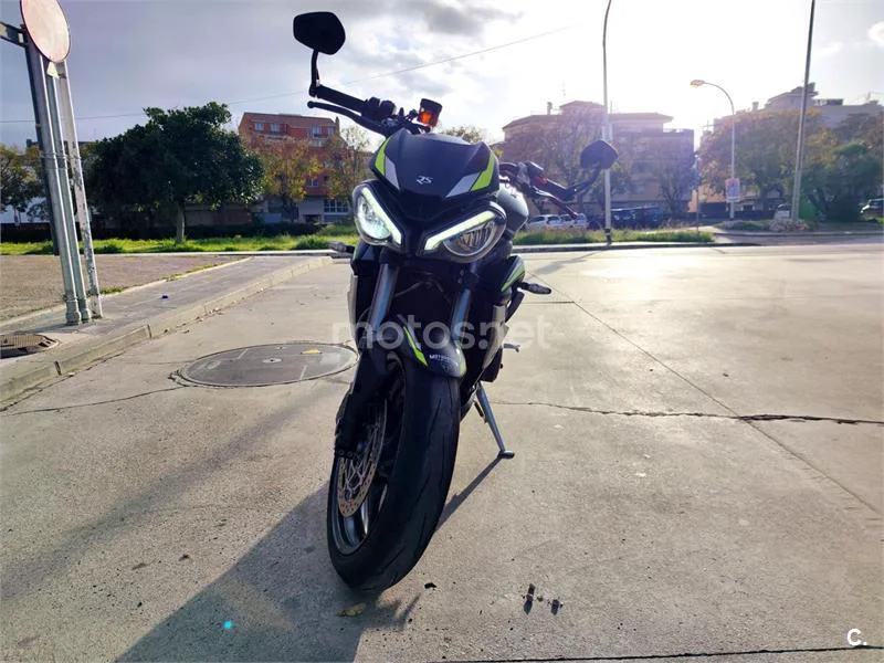 Triumph Street Triple 765 9000 € 2023 Tarragona - 2
