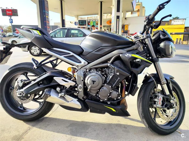 Triumph Street Triple 765 - Vista 3
