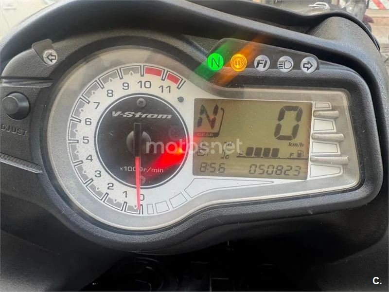 Suzuki V-Strom 650 3900 € 2026 Tarragona - 1