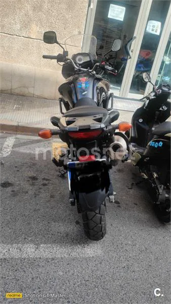 Suzuki V-Strom 650 - Vista 9
