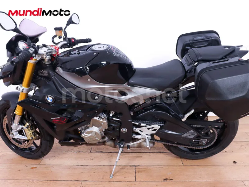 BMW S 1000 R - Vista 6