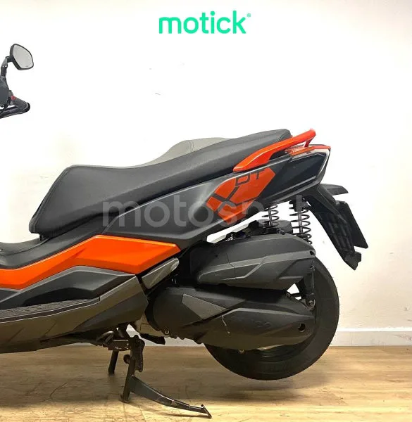 Kymco DTX 350 - Vista 8