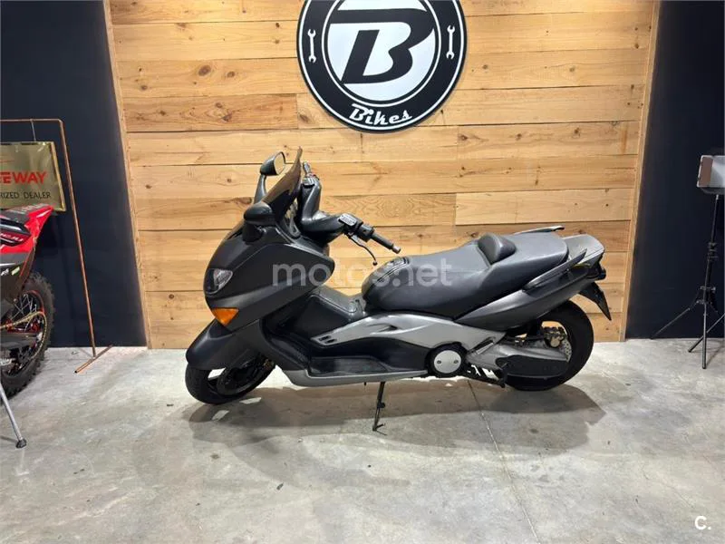 Yamaha TMAX 500 - Vista 13
