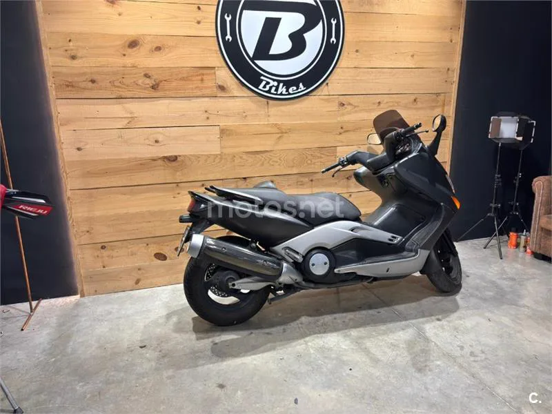 Yamaha TMAX 500 - Vista 8