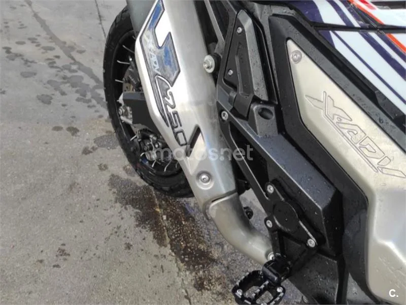 Honda X-ADV - Vista 3