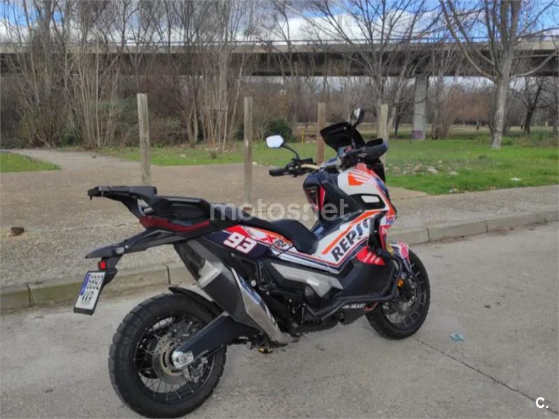 Honda X-ADV - Vista 4