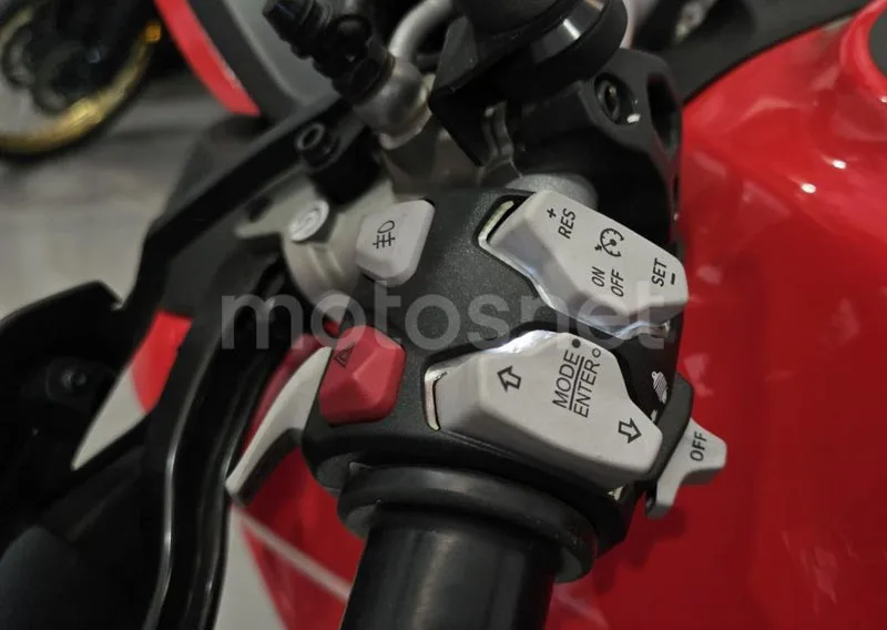 Ducati Multistrada V2 - Vista 6