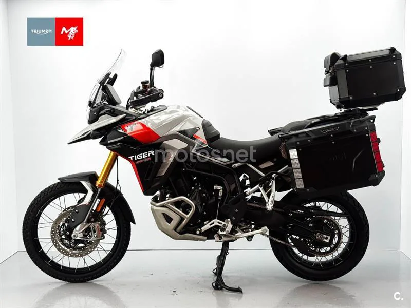 Triumph Tiger 900 - Vista 12