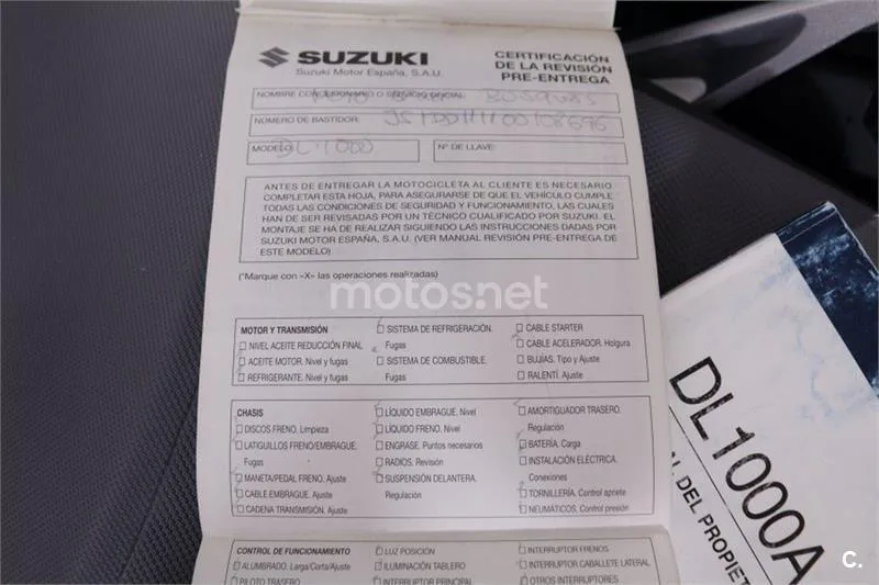 Suzuki V-Strom 1000 - Vista 17