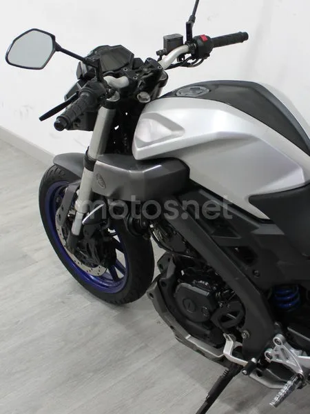Yamaha MT-125 - Vista 5