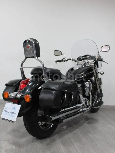 Kawasaki VN900 Classic - Vista 4