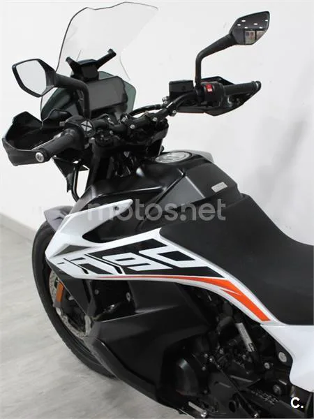 KTM 790 – Vista 10