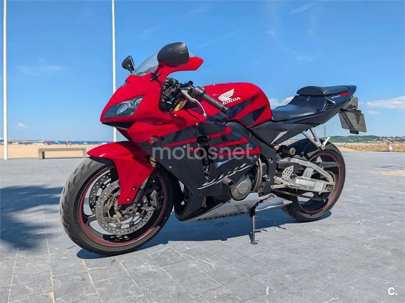 Honda CBR600RR 4000 € 2006 Gipuzkoa - 1