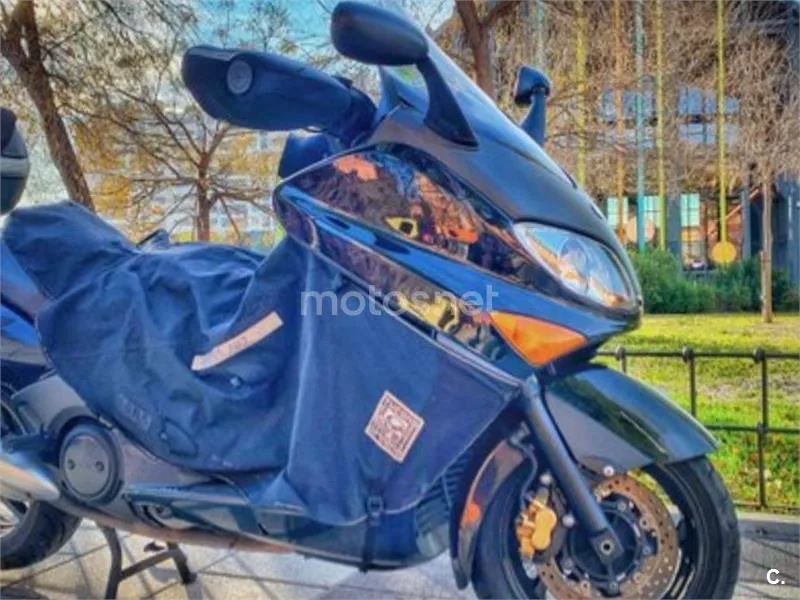 Yamaha TMAX 500 - Vista 6