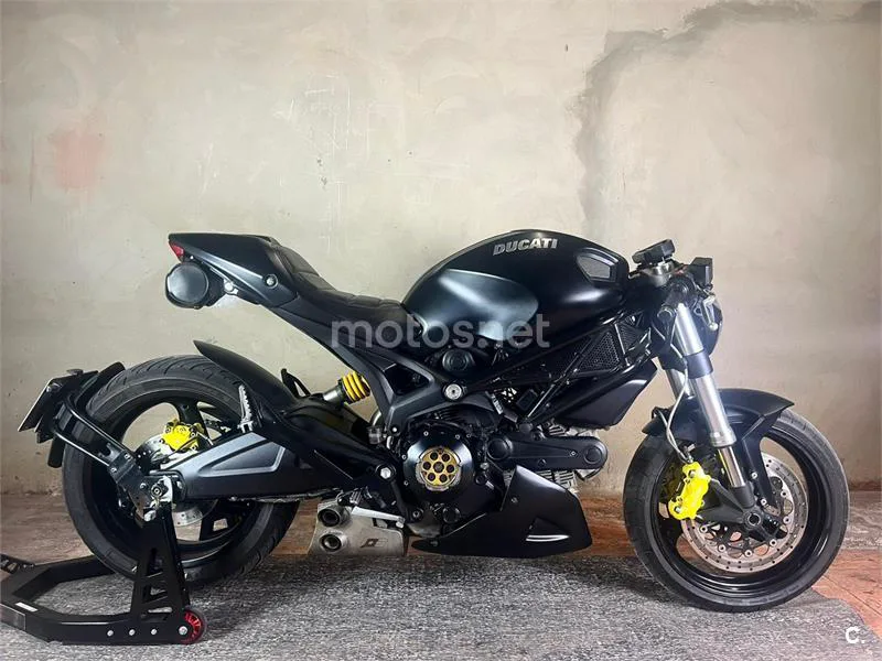 Ducati Monster 696 5300 € 2013 Madrid - 1