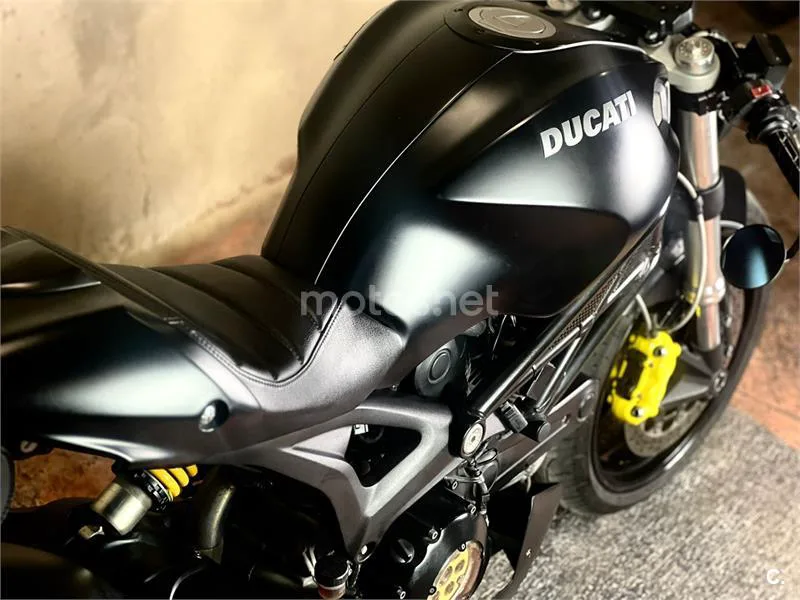 Ducati Monster 696 - Vista 5