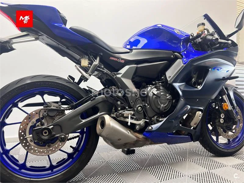 Yamaha YZF-R7 - Vista 6