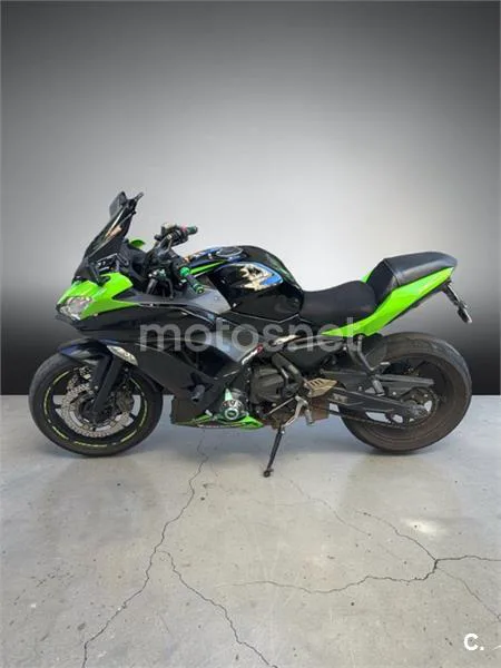 Kawasaki Ninja 650 - Vista 3