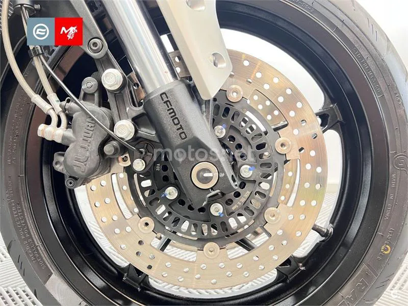 CFMOTO 700MT - Vista 7