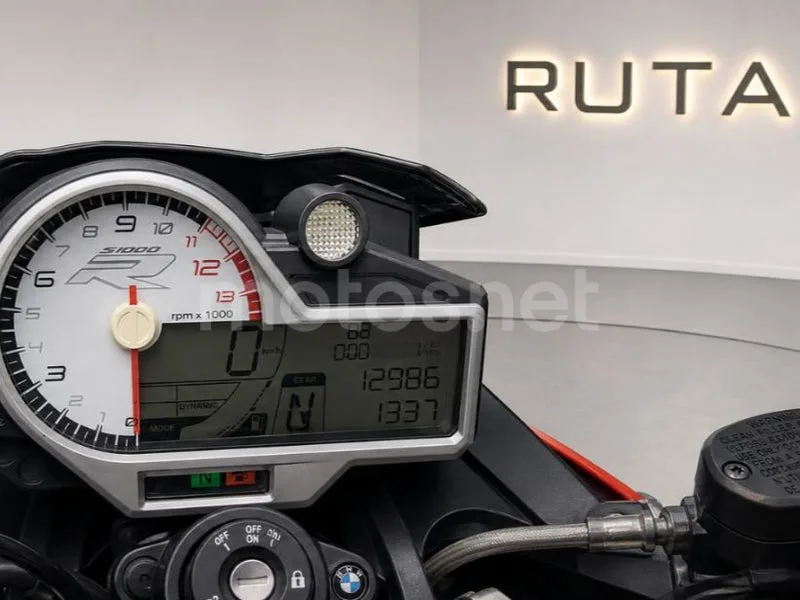 BMW S 1000 R - Vista 16
