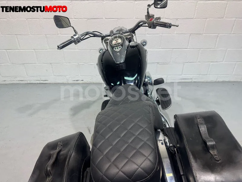Kawasaki VN900 Classic - Vista 9