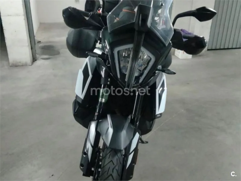 KTM 790 – Vista 3