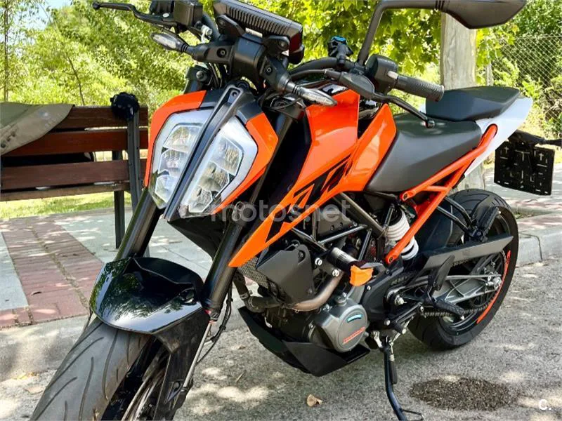 KTM 125 – Vista 3