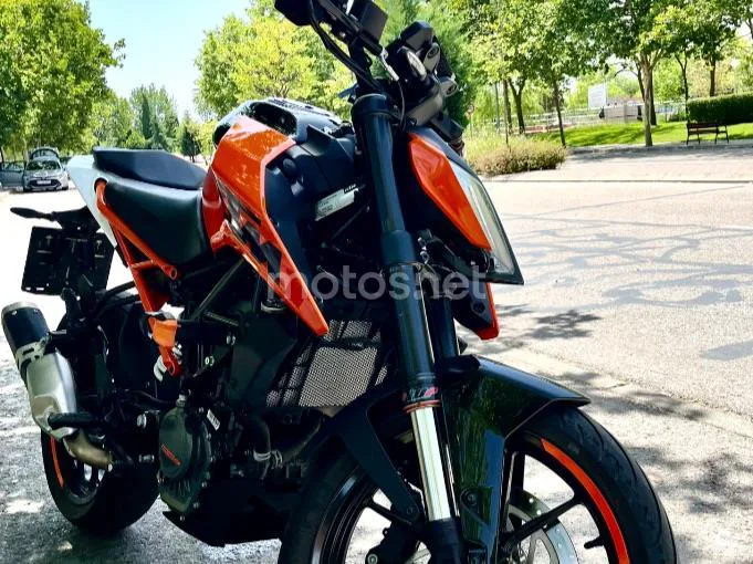KTM 125 – Vista 4