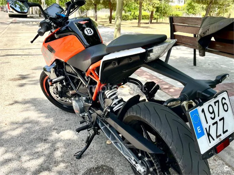 KTM 125 – Vista 6