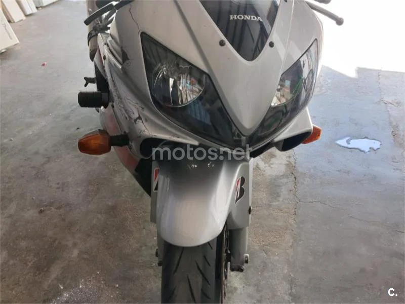 Honda CBR 600 F – Vista 5