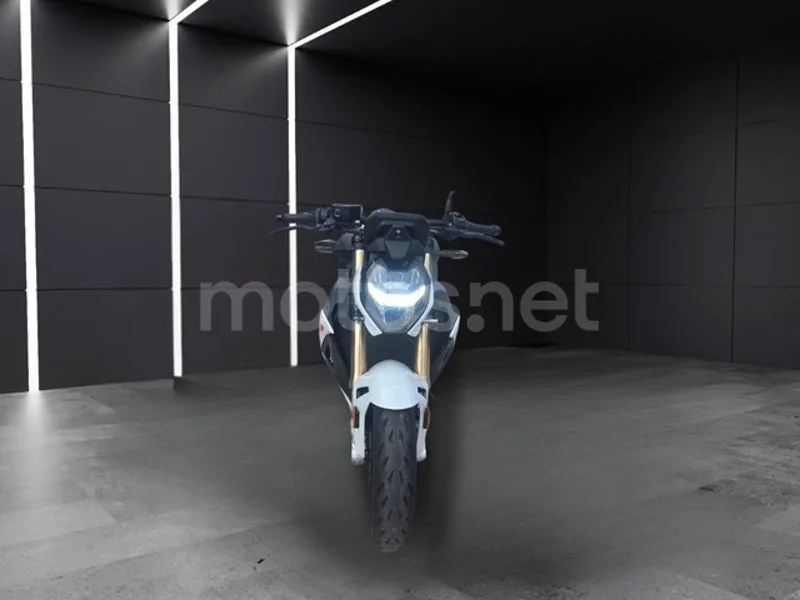 BMW S 1000 R - Vista 5