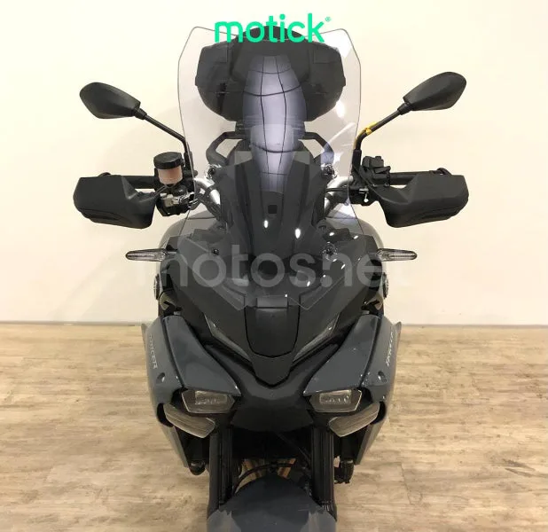 Yamaha Tracer 9 - Vista 7
