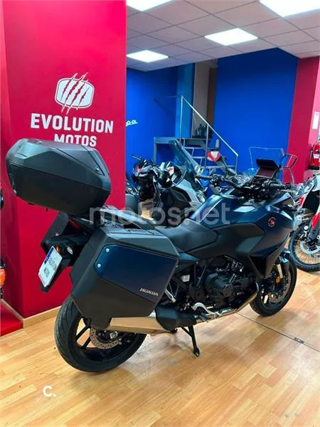 Honda NT1100 13.299 € 2024 A Coruña - 2