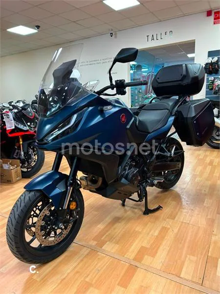 Honda NT1100 - Vista 3