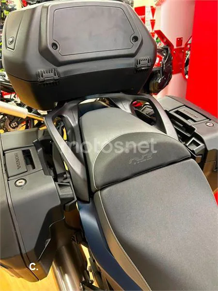 Honda NT1100 - Vista 8