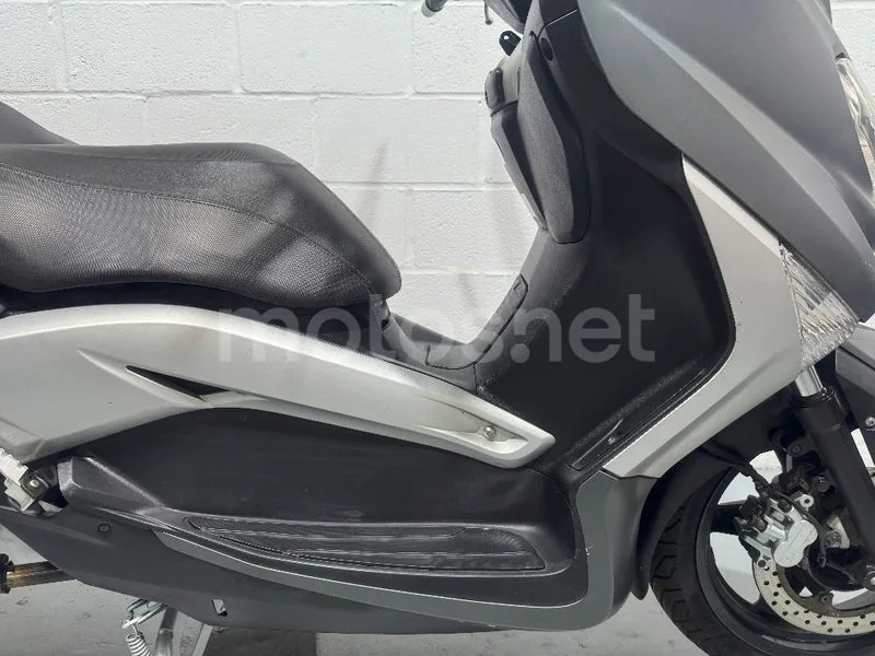 Yamaha XMAX 125 - Vista 15