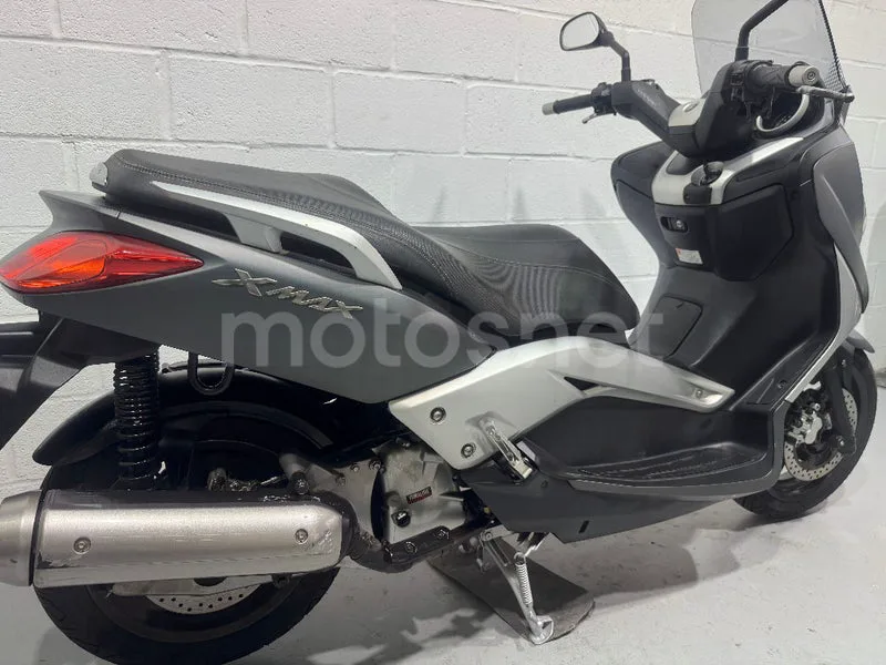 Yamaha XMAX 125 - Vista 17