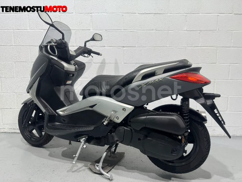 Yamaha XMAX 125 - Vista 6