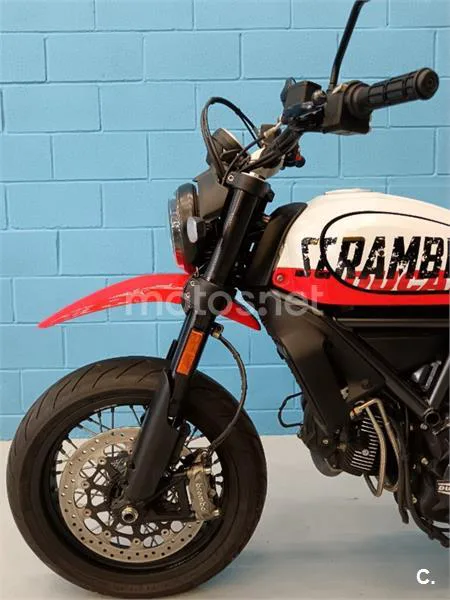 Ducati Scrambler - Vista 10